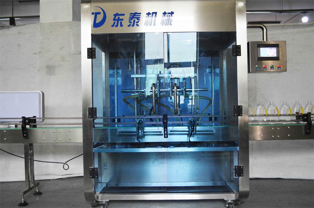 花生油灌裝機(jī)不知道怎樣選購(gòu)？那是你沒看這里