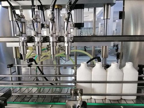 食用油灌裝機(jī)屢次調(diào)試不見好轉(zhuǎn)？那是因?yàn)槟銢]有盤對(duì)他